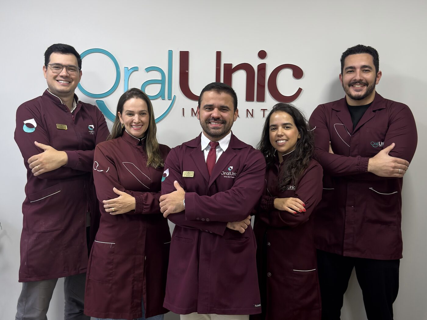 Equipe Oral Unic Campo Grande na recepção da clínica